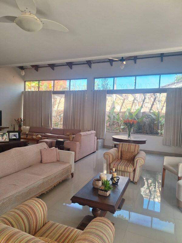 Casa, 4 quartos, 325 m² - Foto 26