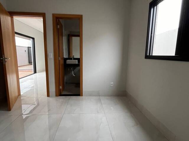 Casa em condomínio para Venda em Cuiabá - 5