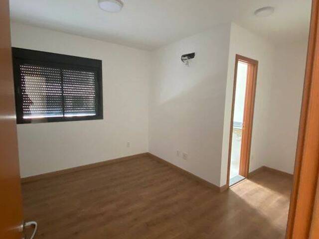 Apartamento para Venda em Cuiabá - 5